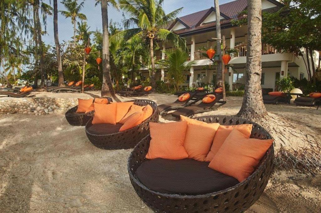 Ocean Vida Beach And Dive Resort Логон Экстерьер фото